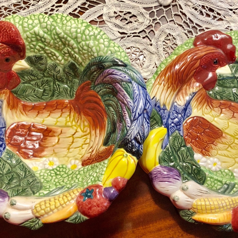Fitz & Floyd Colorful Coq Du Village Chicken Set